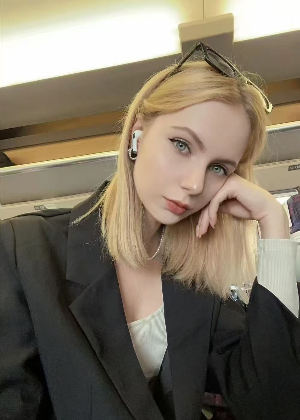微信图片_20251123174804_334_79.jpg